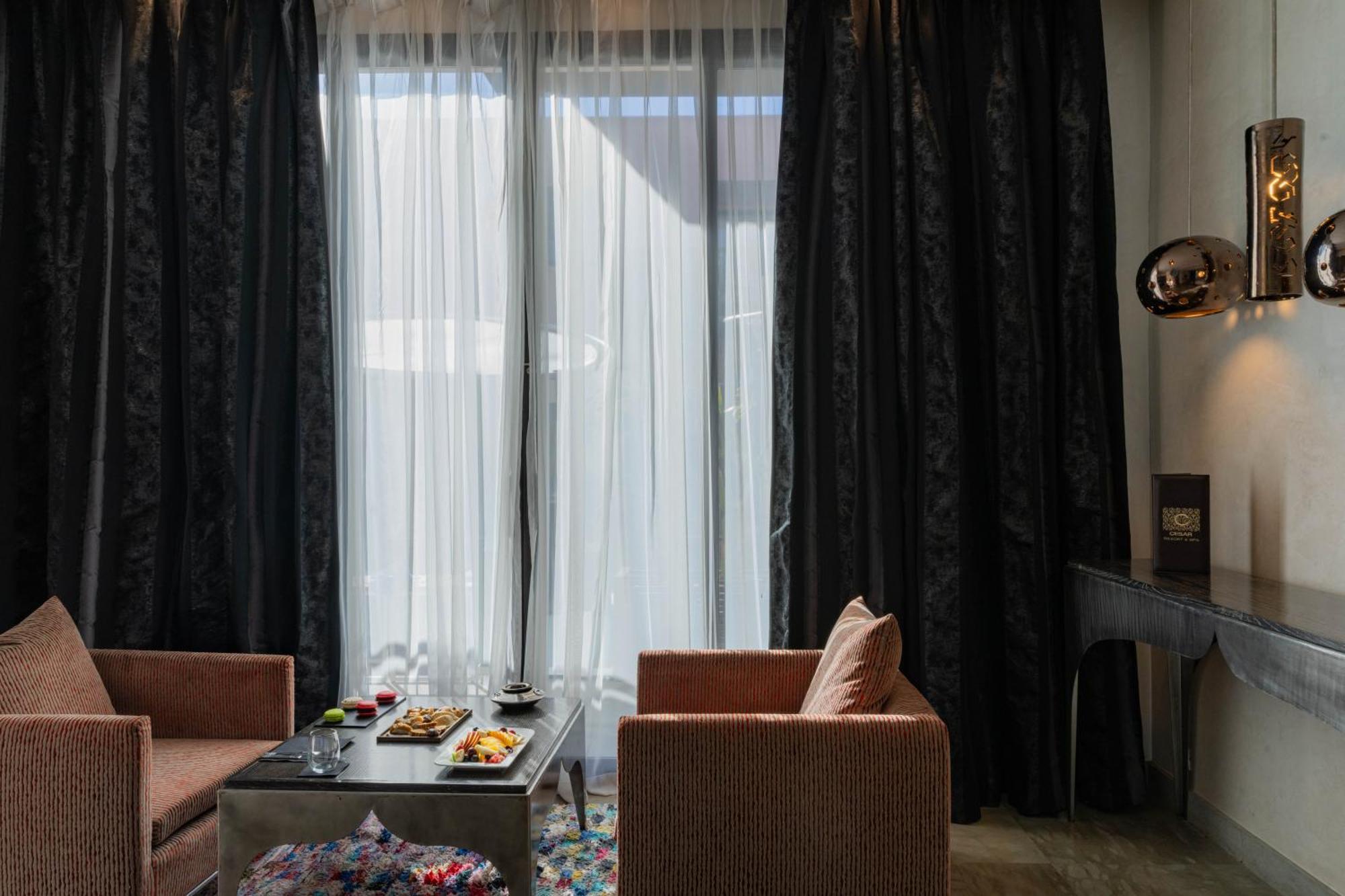 세사르 리조트 앤 스파 마라케시 외부 사진 A room at the hotel